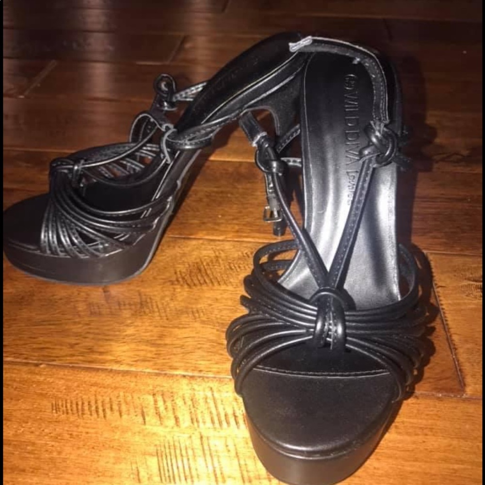 ✨SALE✨Black heels